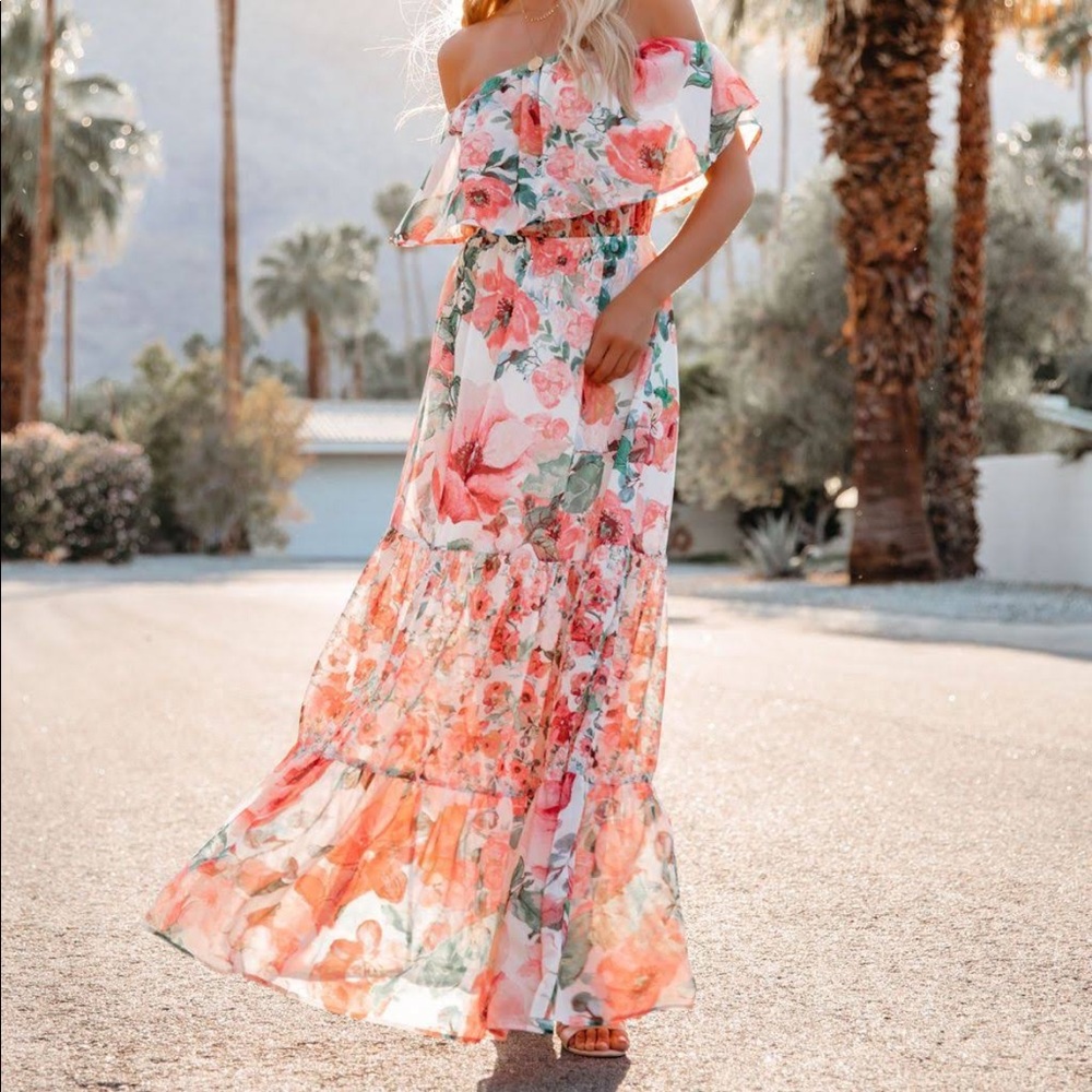 Vici Maxi floral dress